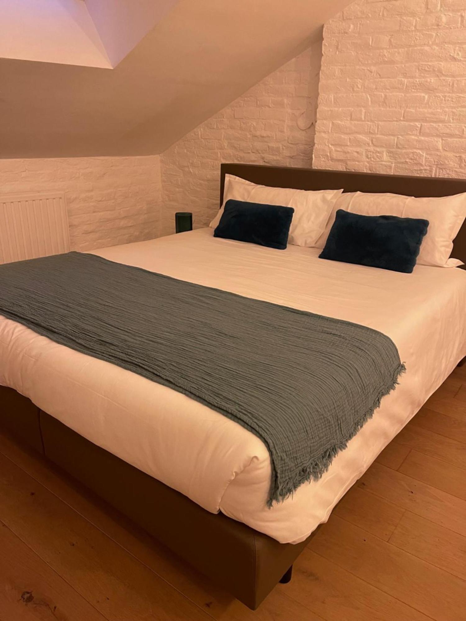 Maison Noppius - Love Hotel Лиеж Екстериор снимка